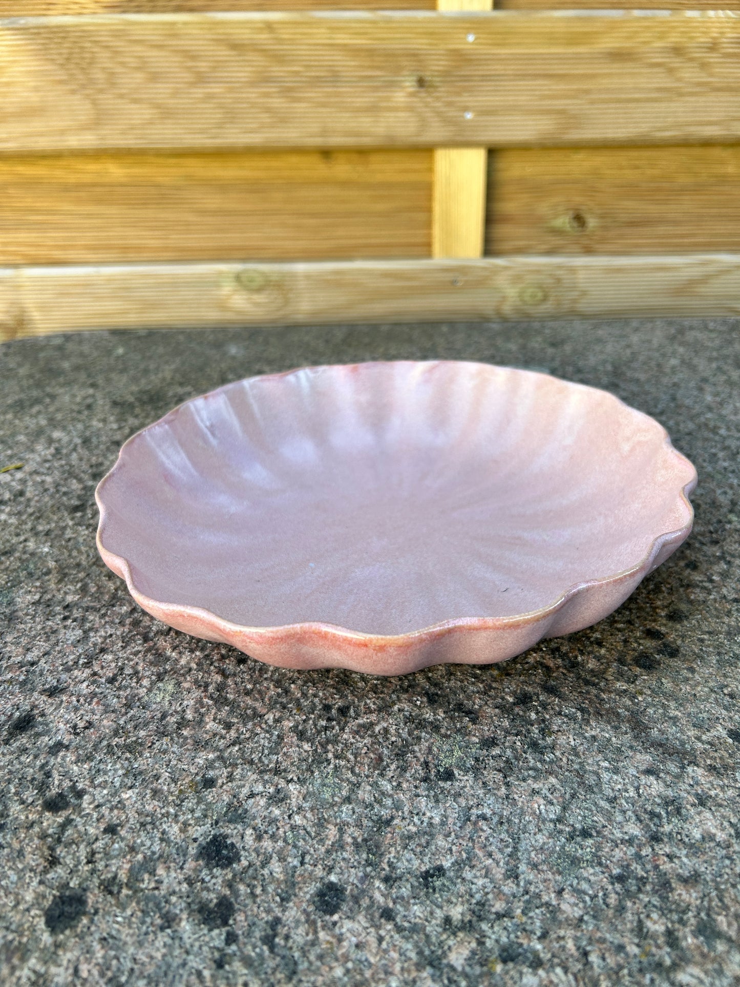 Djup tallrik Blomma stor rosa