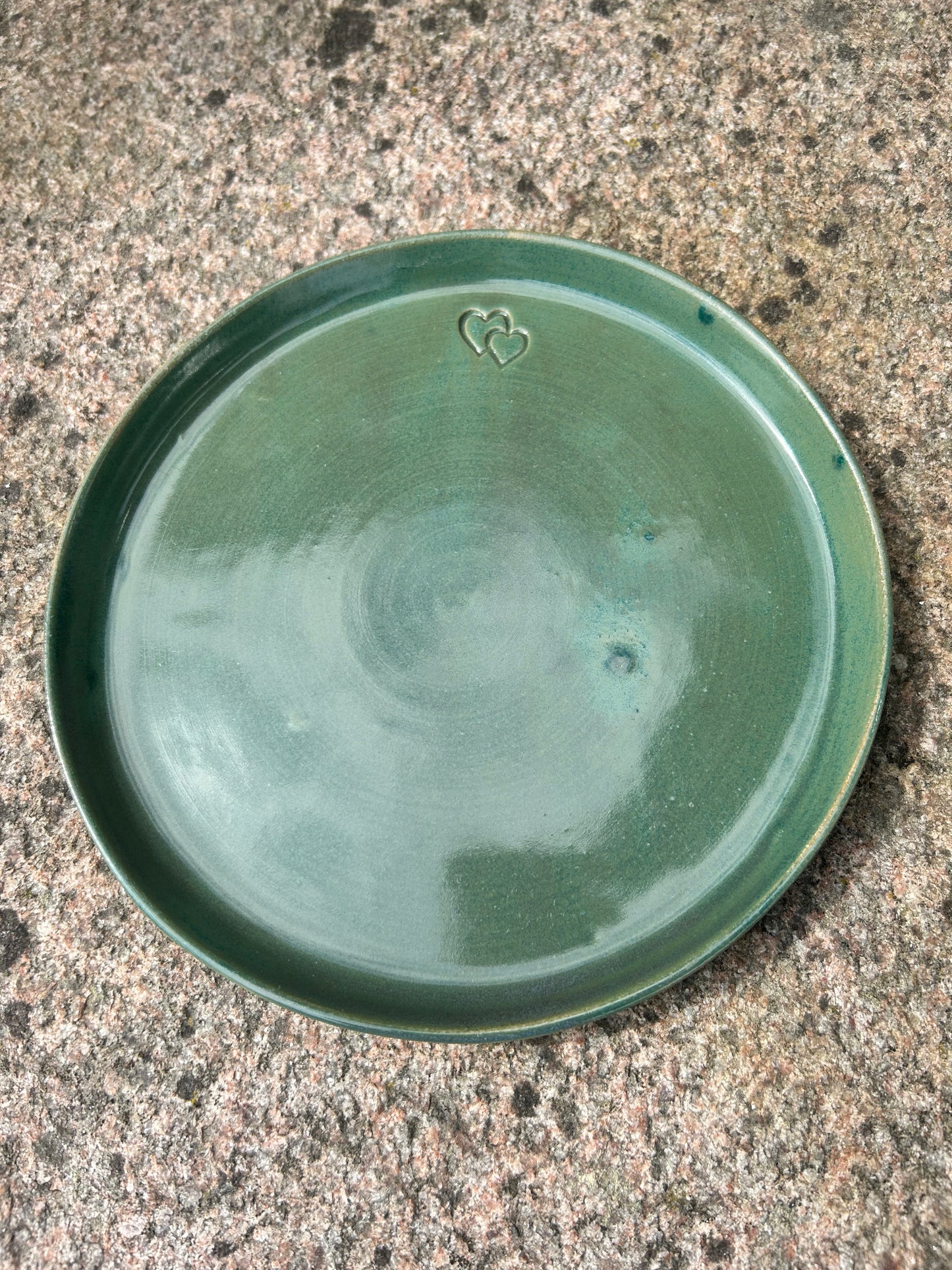 Tallrik mellanstor mörkgrön