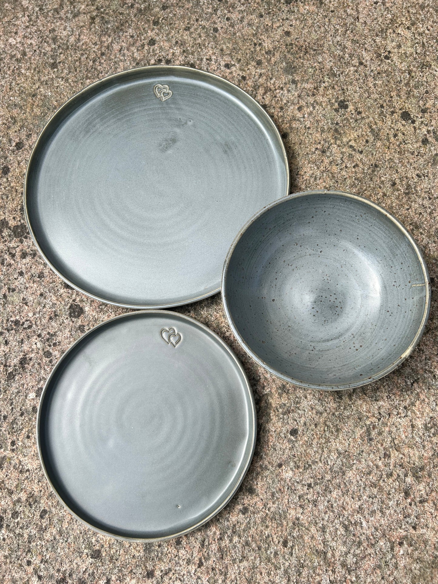 Middagsset mörkgrå