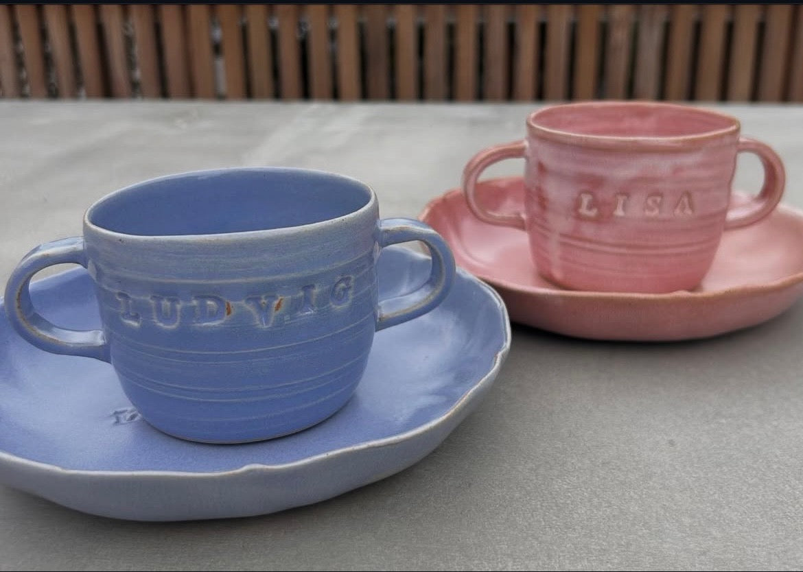 Barnmugg & tallrik set med namn blå / rosa